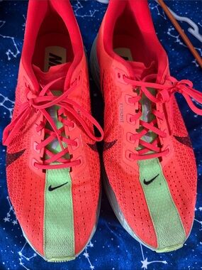 Nike Mens Flyknit Running Shoes in Neon Coral with Lime Stripe